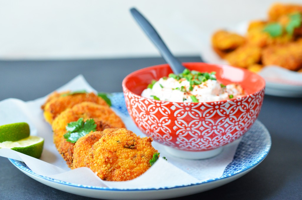 Crab cakes et sauce à la ciboulette