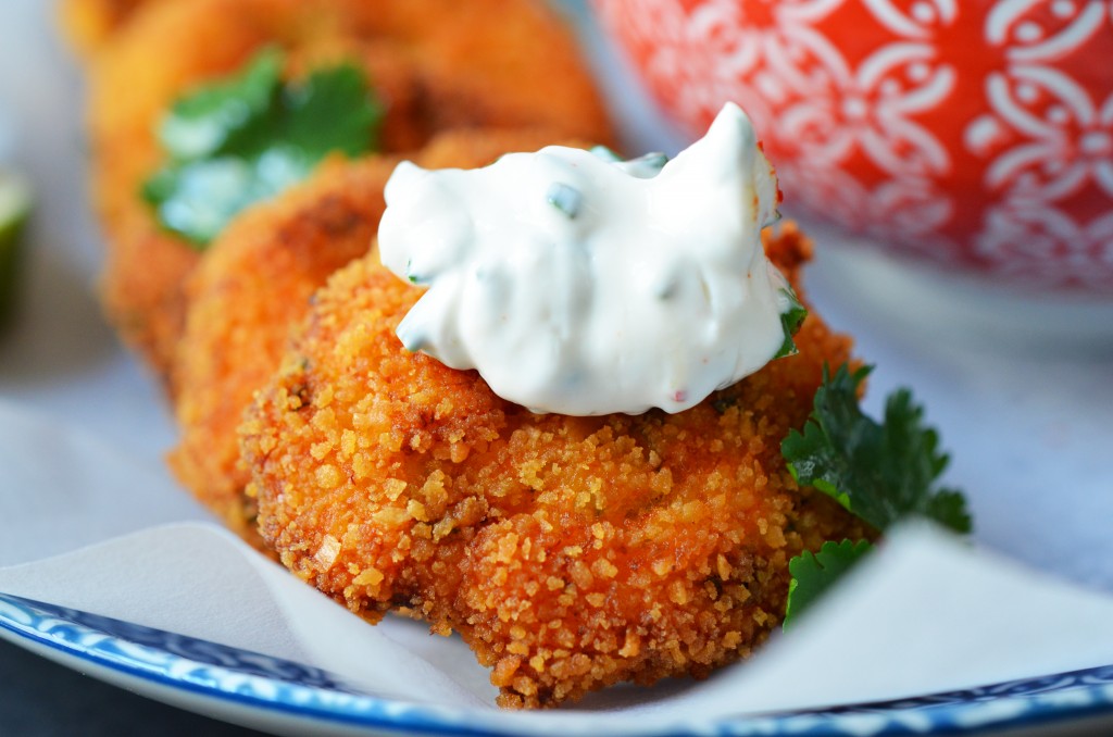 Zoom crab cake et sauce