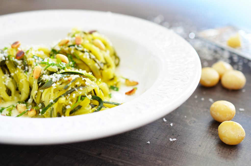 Tagliatelles de courgette, citron & menthe